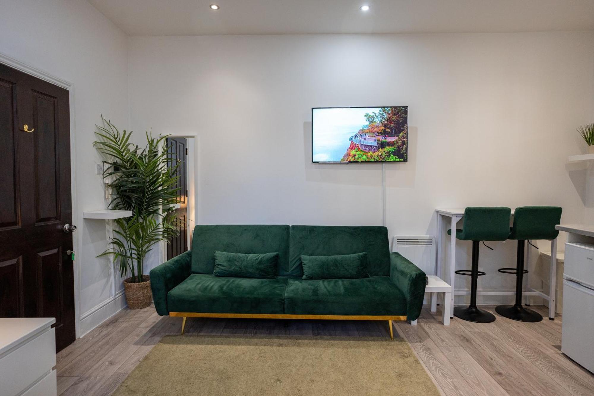 Beautiful Studio Flat In Hackney Next To Overground Station 伦敦 外观 照片